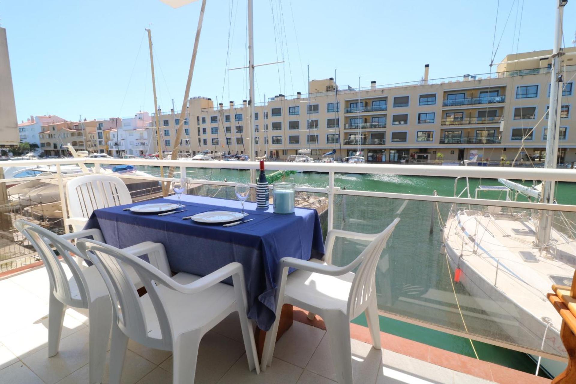 Port Moxo Apartment Empuriabrava