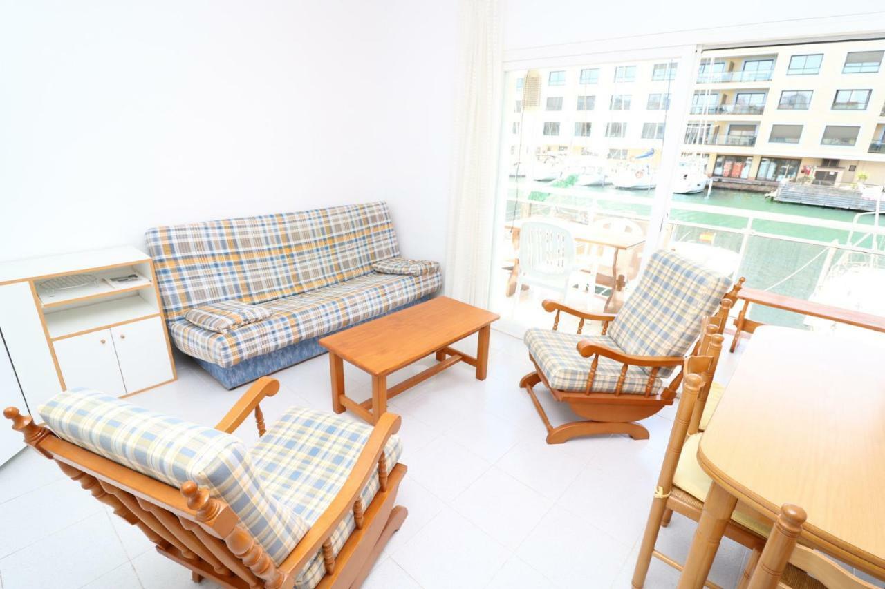 Apartment Port Moxo Empuriabrava